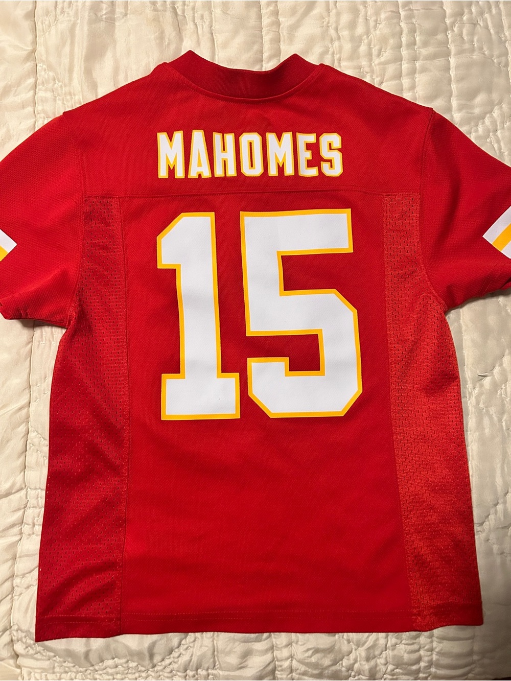 Patrick Mahomes NFL Kansas City Chiefs Youth Red V-Neck NFL Jersey with patch - Picture 3 of 3